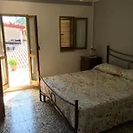 Casa Pizzuti * Longobucco