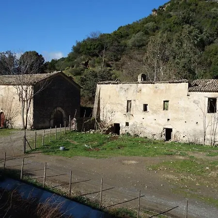 Casa Pizzuti Apartamento Longobucco